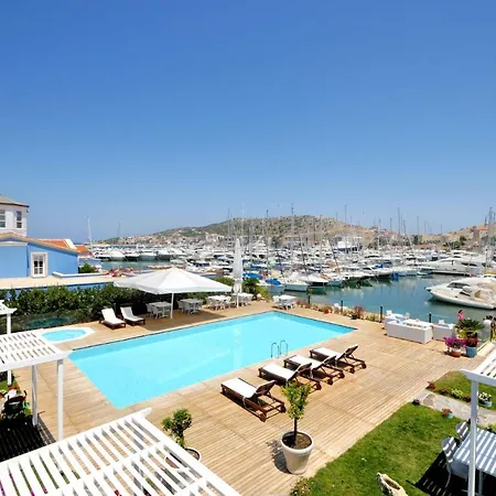 Marina Hostel Çeşme