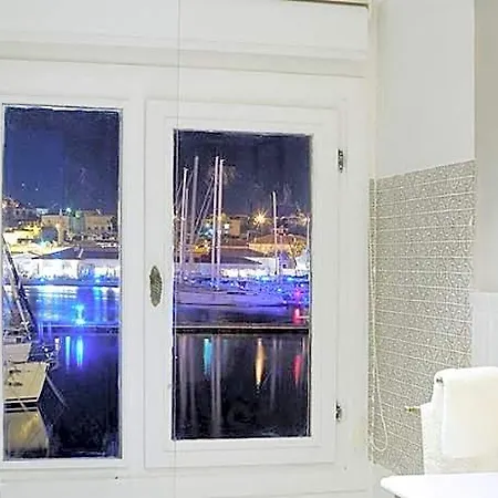 Marina * Cesme